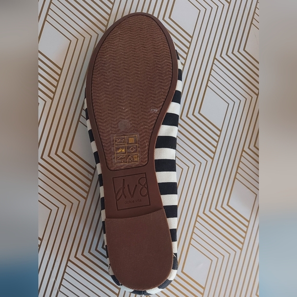 DV8 by Dolce Vita Ballet Flats - Picture 7 of 10